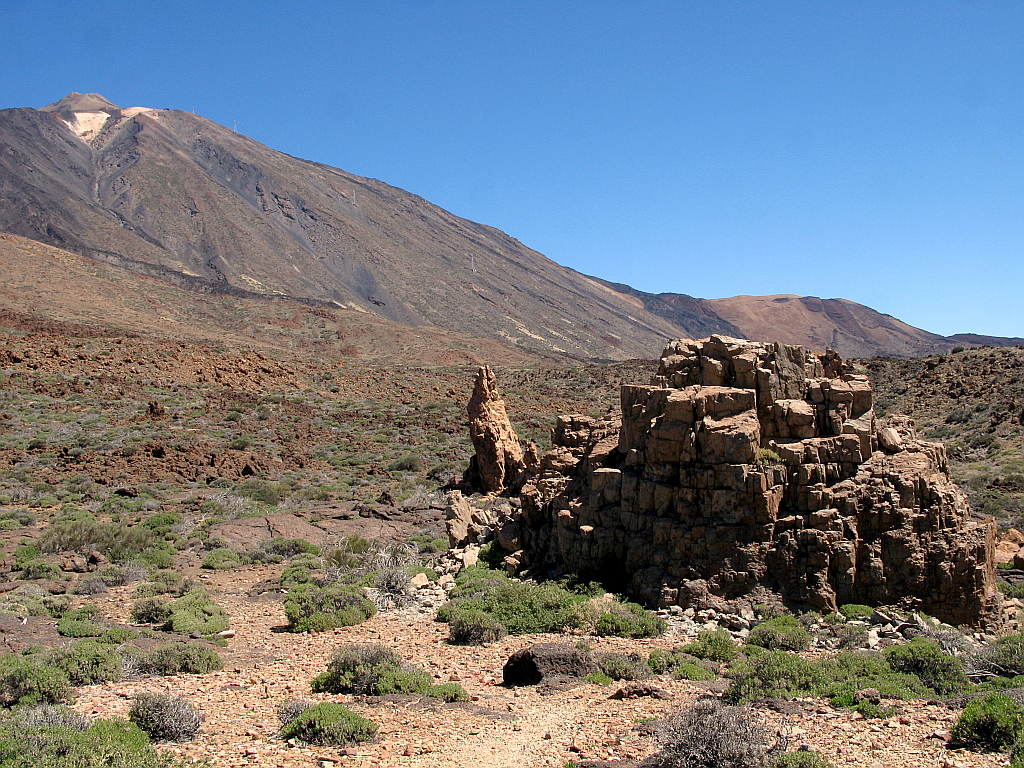 IMG_0145.JPG - Teide jalamil