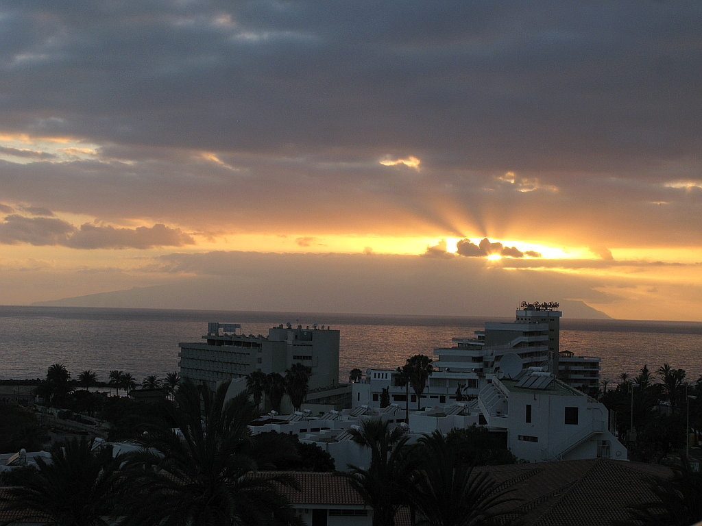 IMG_0442.JPG - Päikeseloojang 21.04.2008